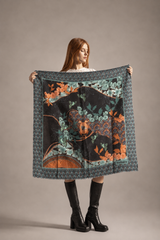 BROKANTE Lys Indigo – Foulard in cashmere e modal 90 × 90 cm