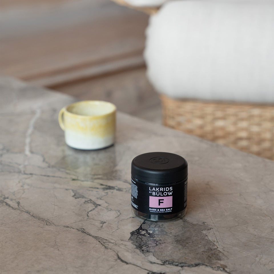 F - Scuro e Sale Marino | Liquirizia Cioccolato Fondente Lakrids by Bülow