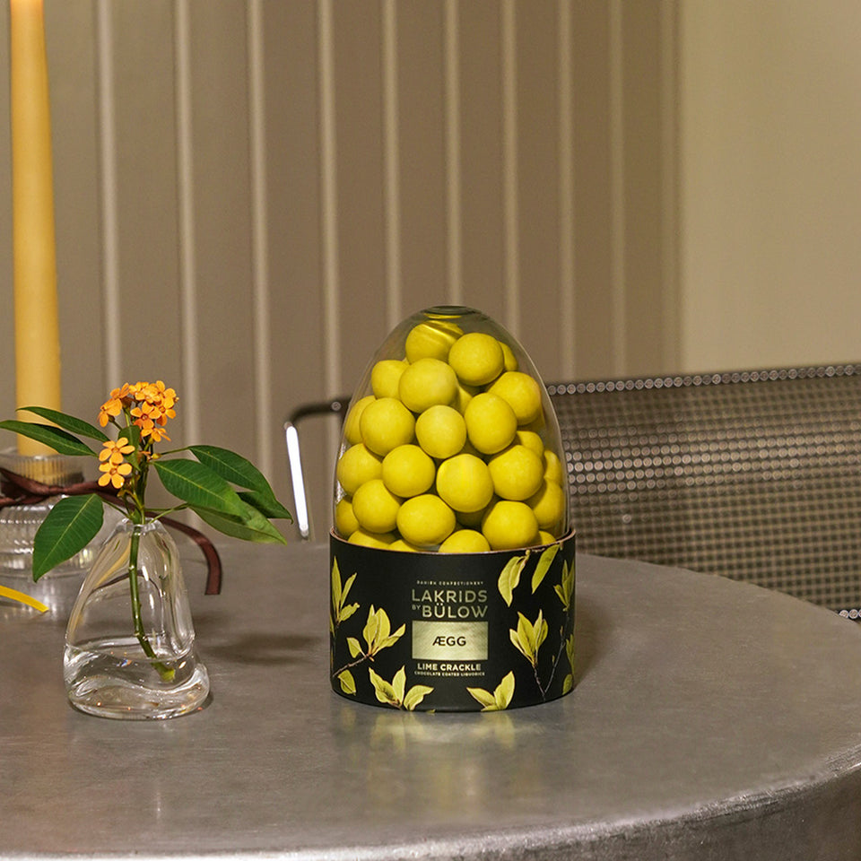 ÆGG AL LIME CRACKLE - Lime e limone • Cioccolato bianco • Liquirizia salata Lakrids by Bülow