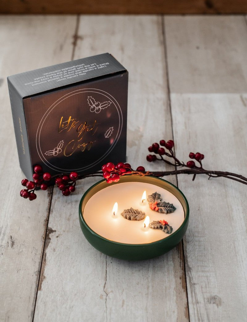 CANDELA DI NATALE CON AGRIFOGLIO - Infinity Concept Store