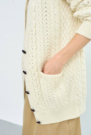 Cardigan Boyfriend Delphi Aran - Crema - Infinity Concept Store
