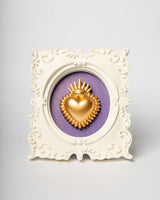CORNICE BIANCA CON CUORE ORO