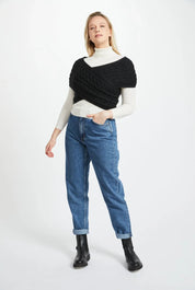 Corrib Crossover Aran Wrap - Nero - Infinity Concept Store