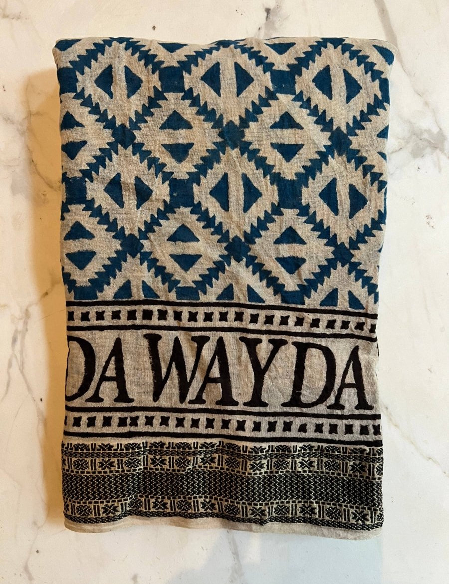NUOVA SCIARPA BOHO FATTA A MANO BLU - 180cm x 110cm - Infinity Concept Store