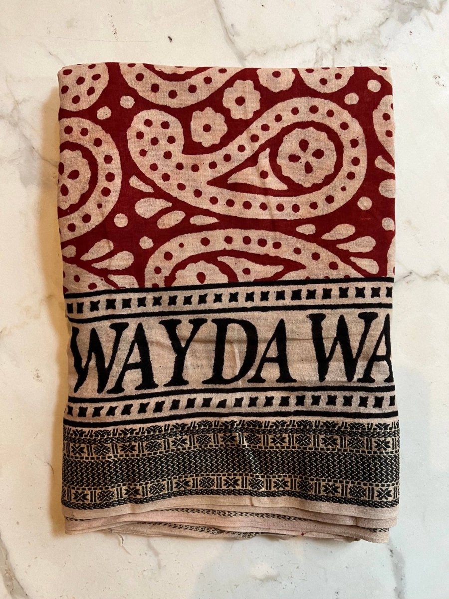 NUOVA SCIARPA BOHO FATTA A MANO ROSSO - 180cm x 110cm - Infinity Concept Store