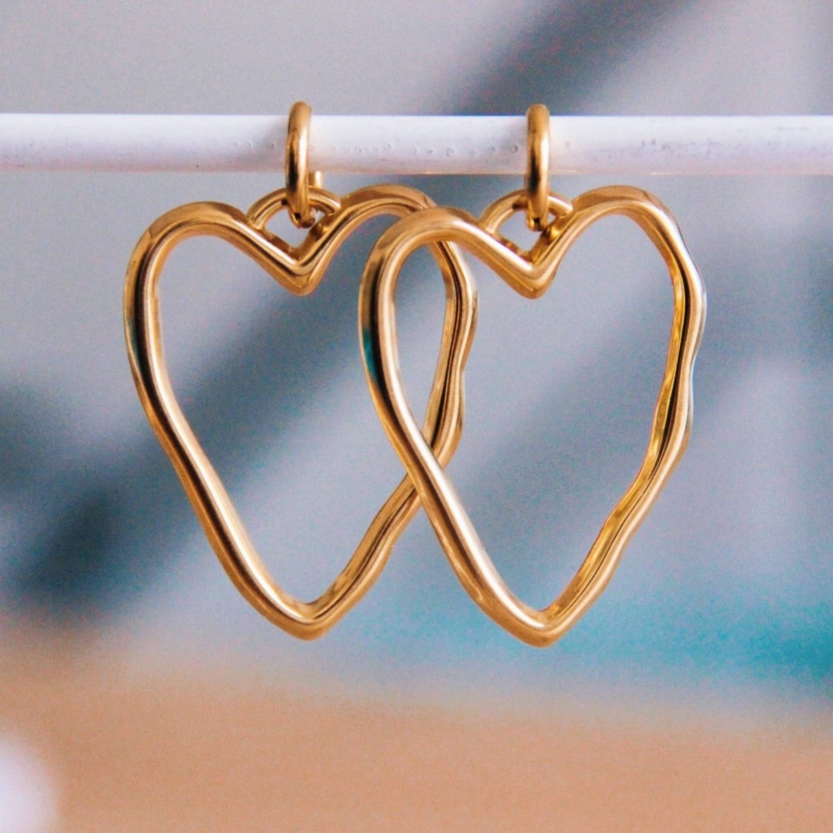 Orecchino con cuore aperto XL - oro - Infinity Concept Store