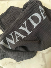 SCIARPA NERA OVERSIZE - COLLEZIONE CAPSULE 140x140 cm - Infinity Concept Store