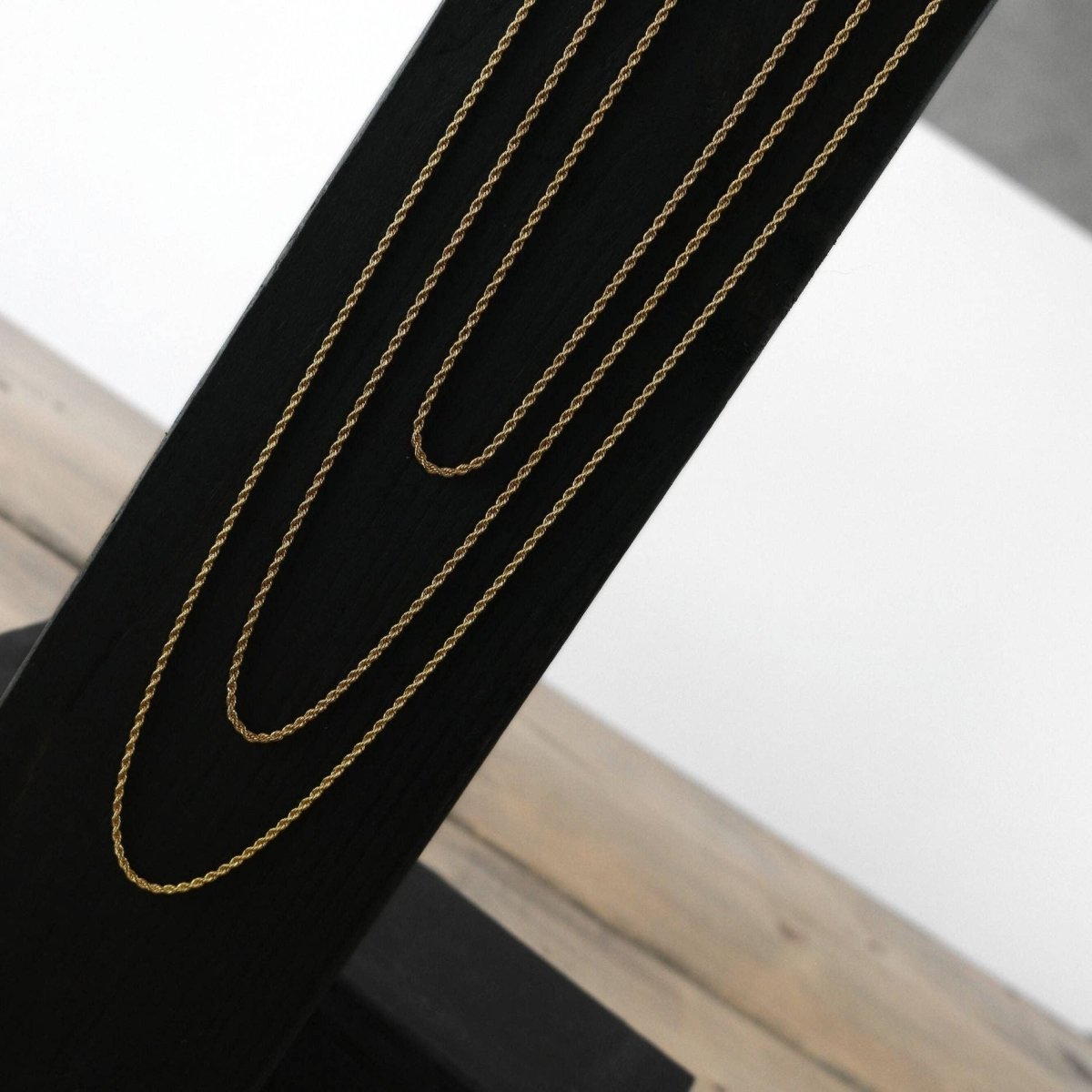 Collana impermeabile Passion con corda da 2 mm, placcata in oro 18 carati, 70 cm - Infinity Concept Store