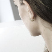 Joy, orecchino a cerchio - Infinity Concept Store