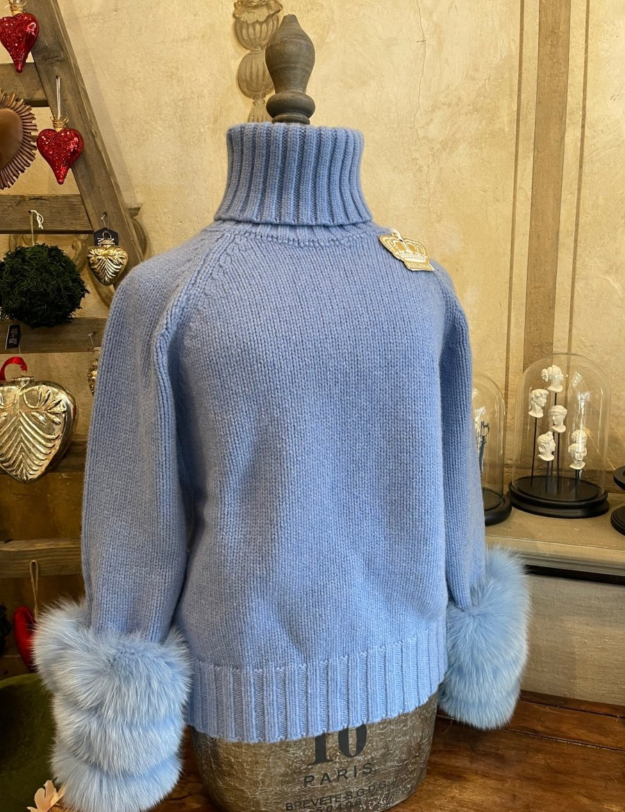 MAGLIONE CON MANICHE DI PELLICCIA - Infinity Concept Store