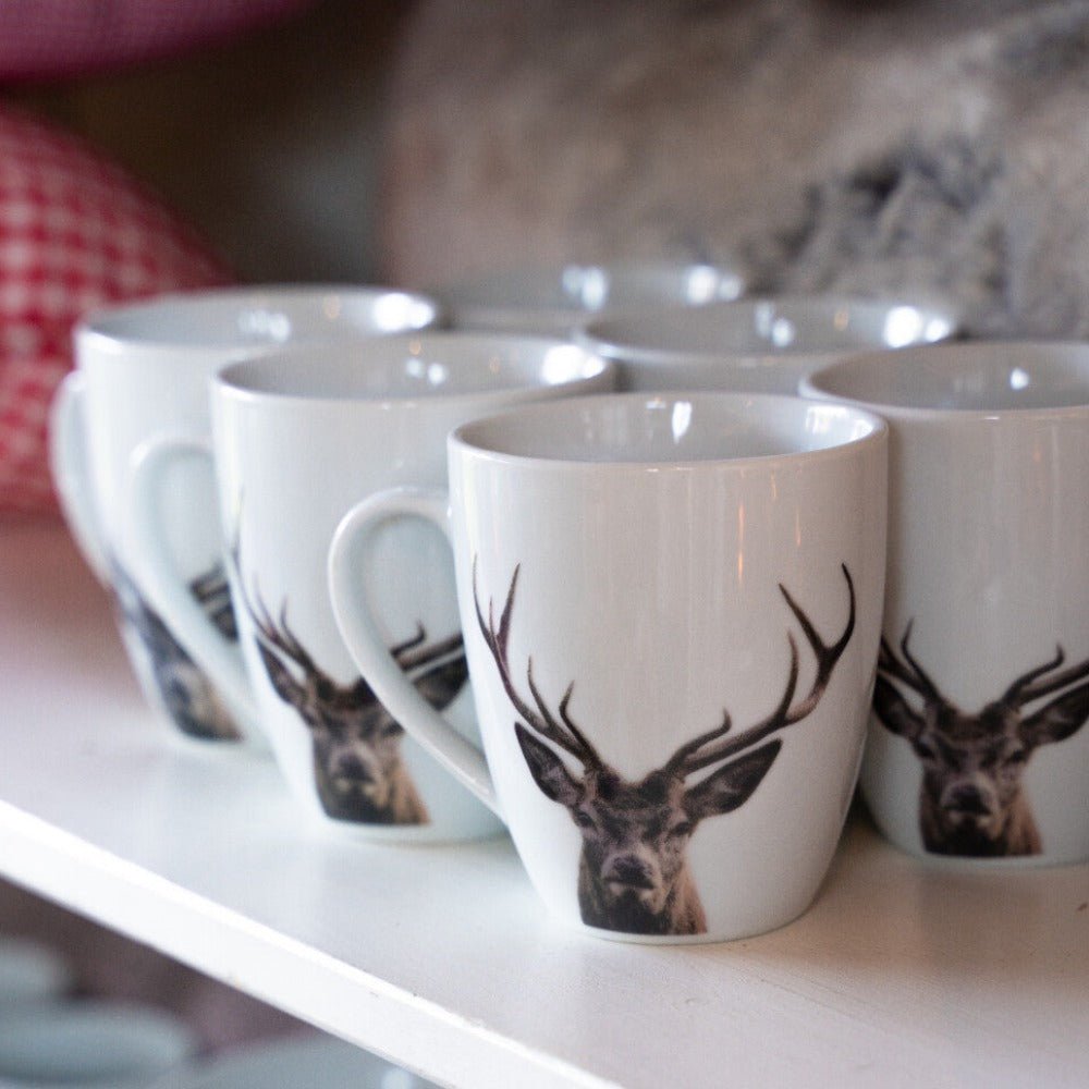 MUG CON CERVO - Infinity Concept Store